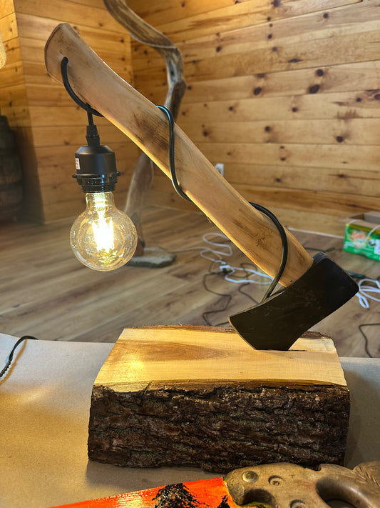 Ax lamp